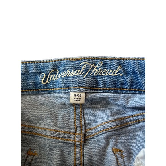 Universal Thread Blue Denim Jean Skirt Women's Size 10 / 30 Light Washed - Picture 2 of 3